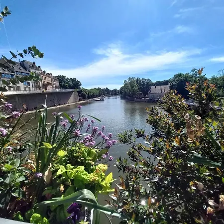 Avec Terrasse A Proximite De Metz